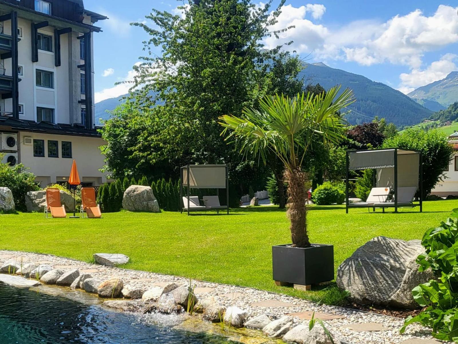 Hotel Rauscher - Das Naturteichparadies Bad Hofgastein Exterior photo